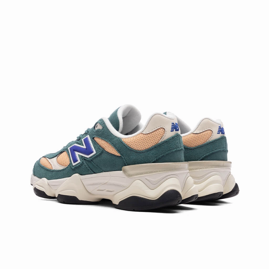 9060 (PS) - New Spruce/Peach Blossom/Team Royal