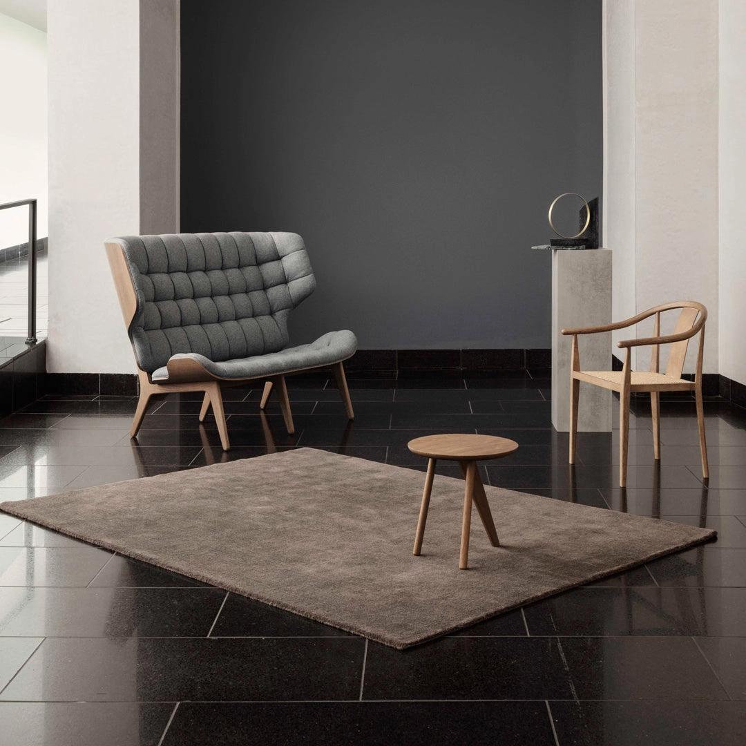 Fin Side Table