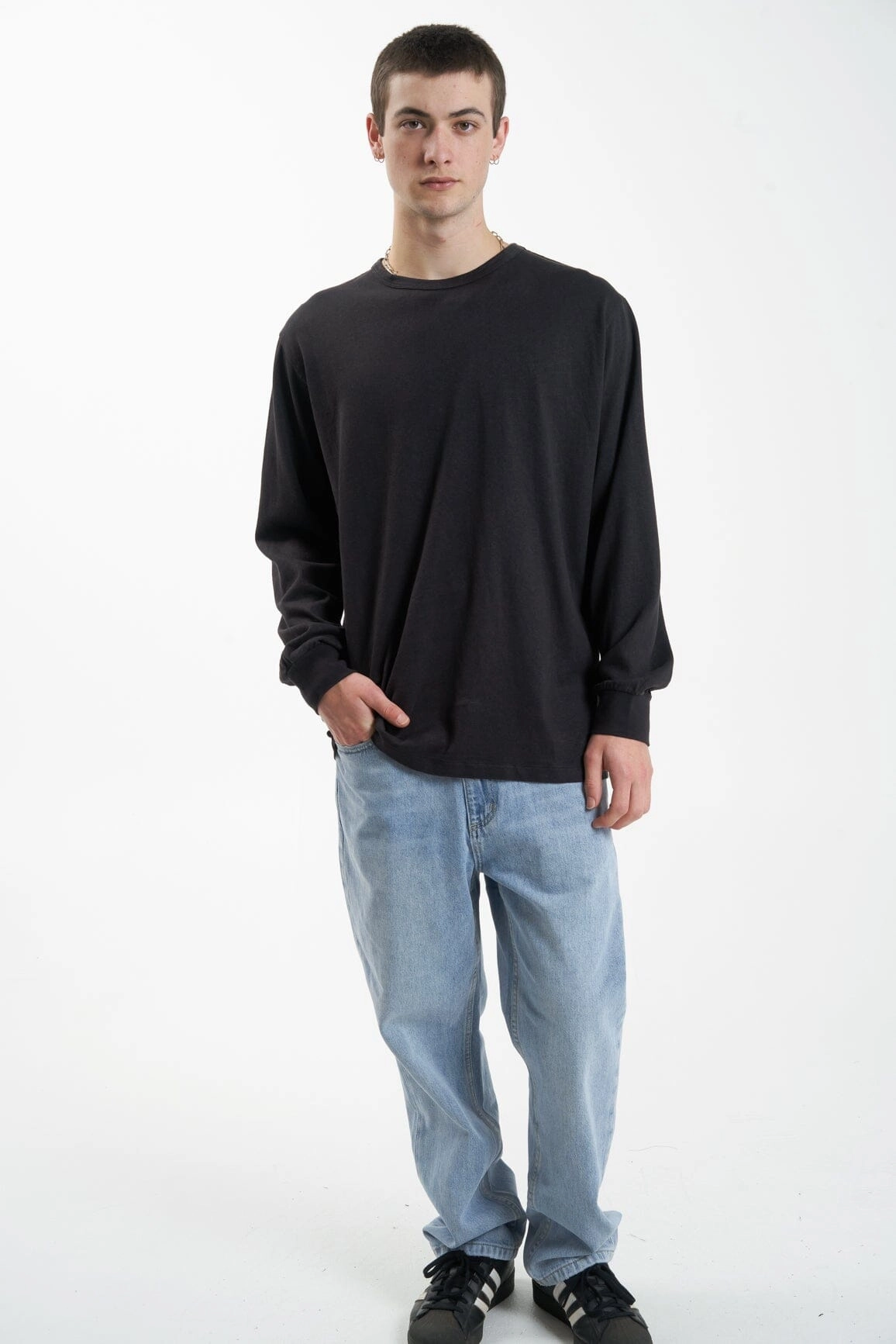 Hemp Thrills Embro Merch Fit Long Sleeve Tee - Black