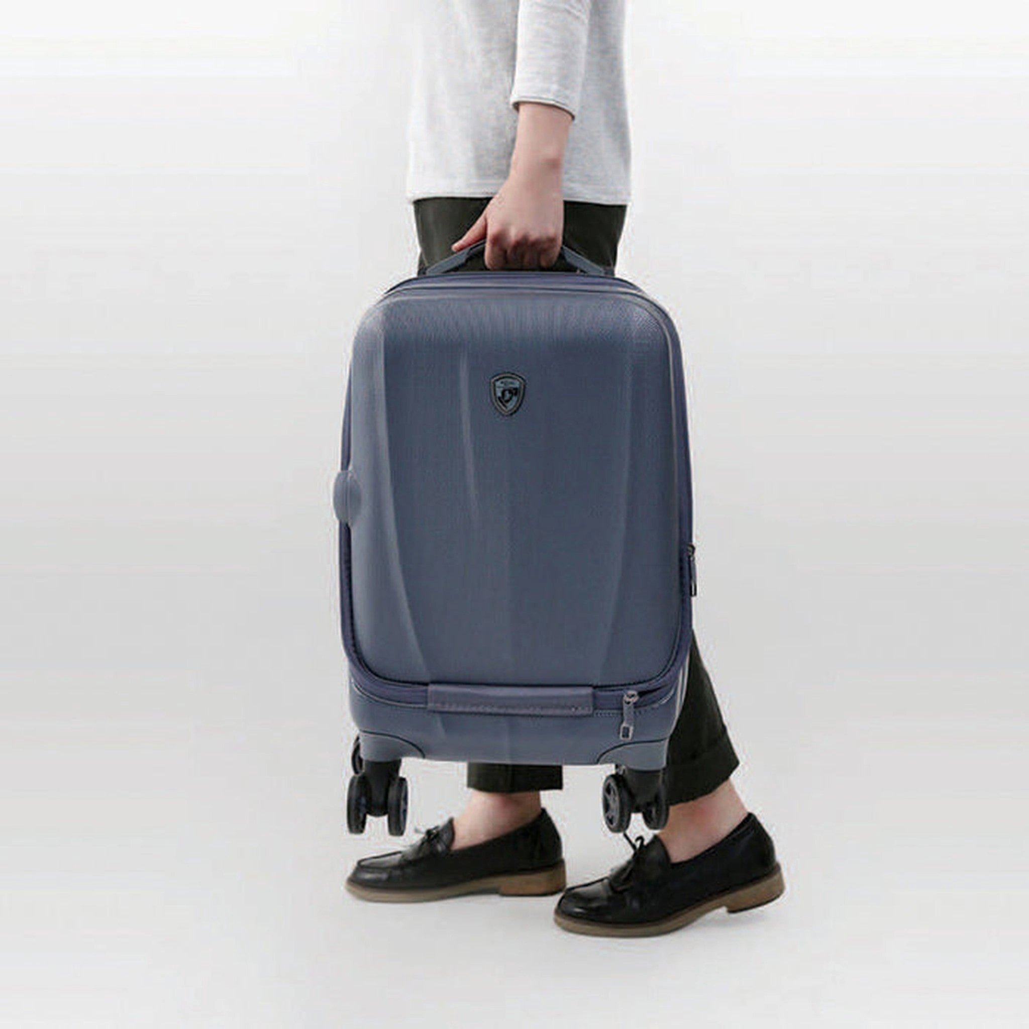 Heys Vantage - Smart Access 21" Spinner