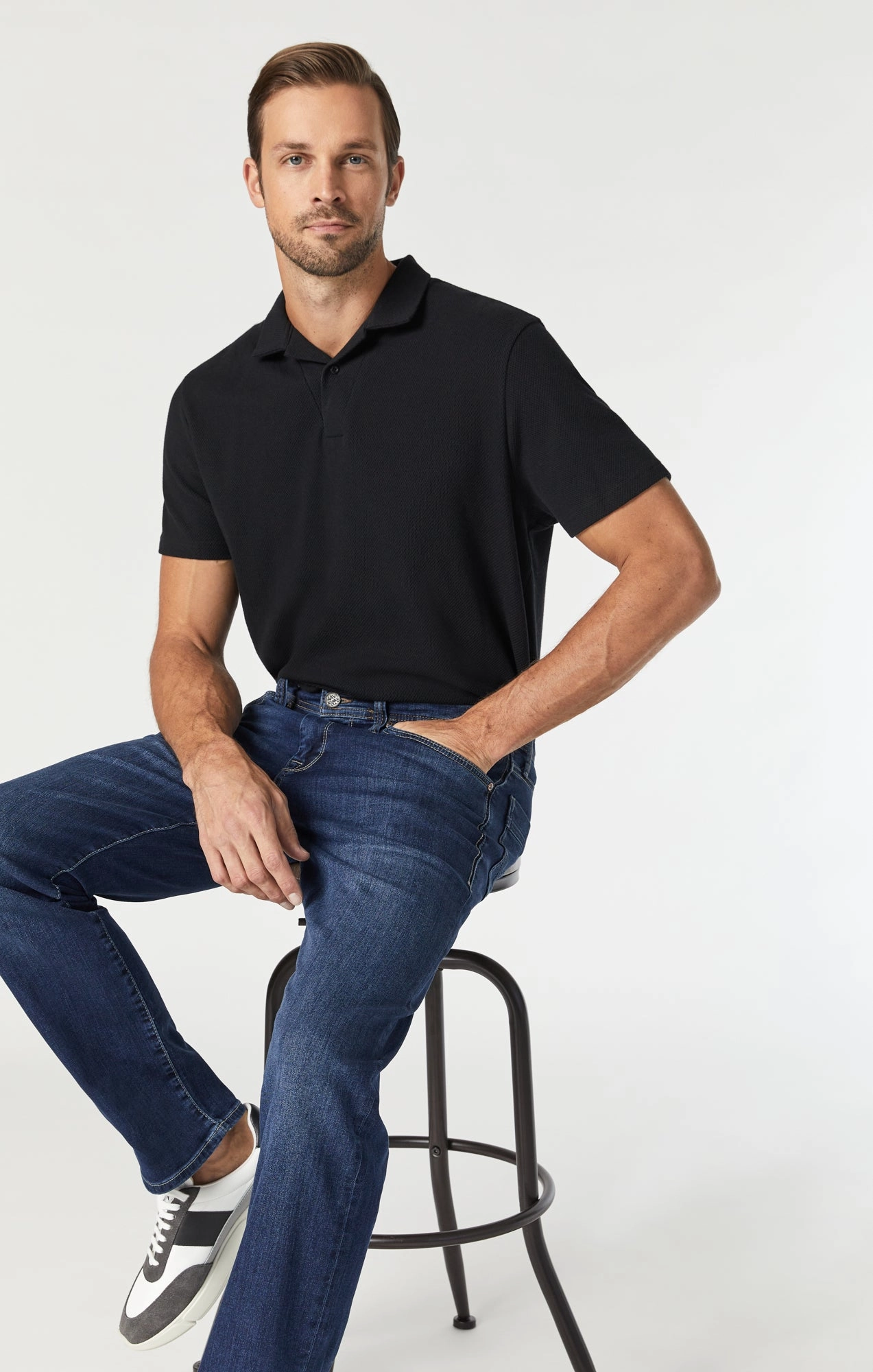MATT RELAXED STRAIGHT LEG IN MID INDIGO COOPER