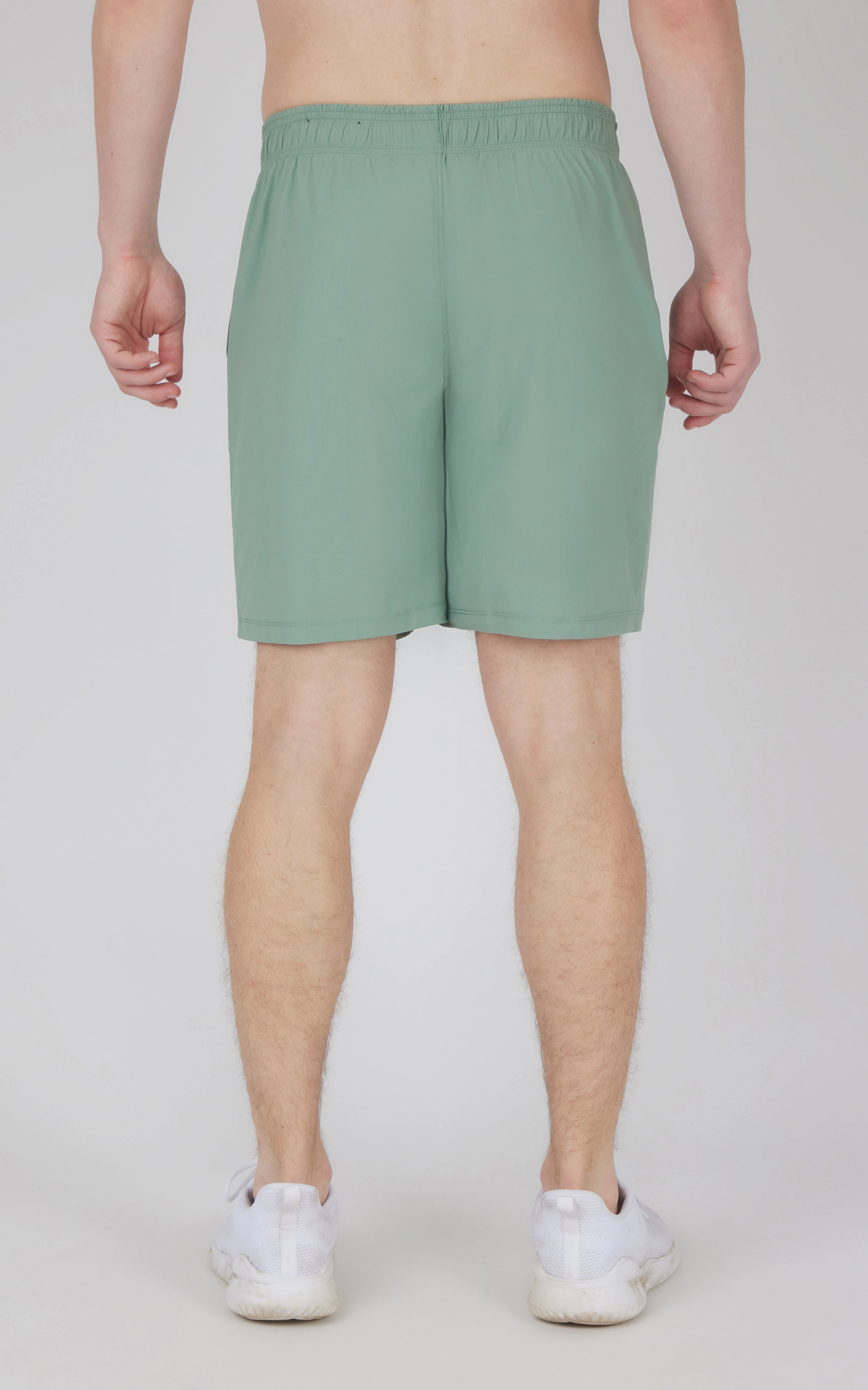 Men's Warp End Zone 8" Mesh Short