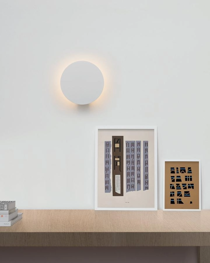 Modern Circular Wall Light