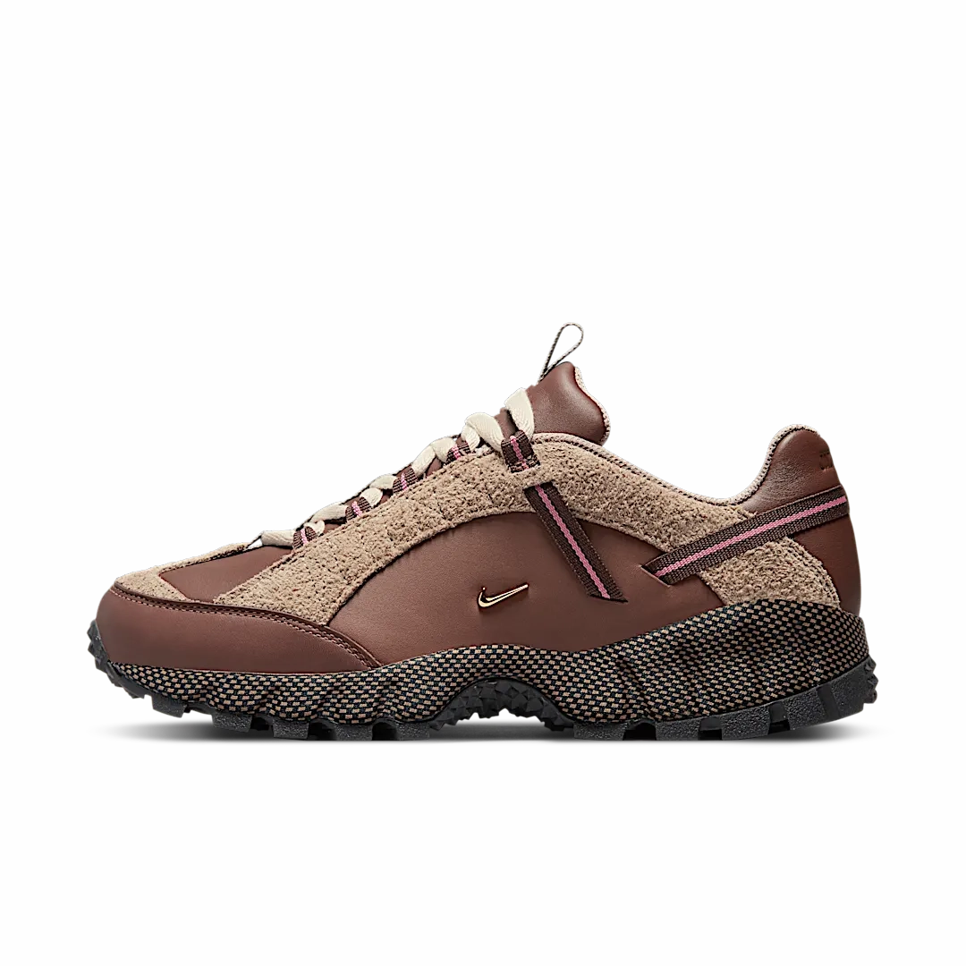 Nike Air Humara LX Jacquemus Ale Brown Gold