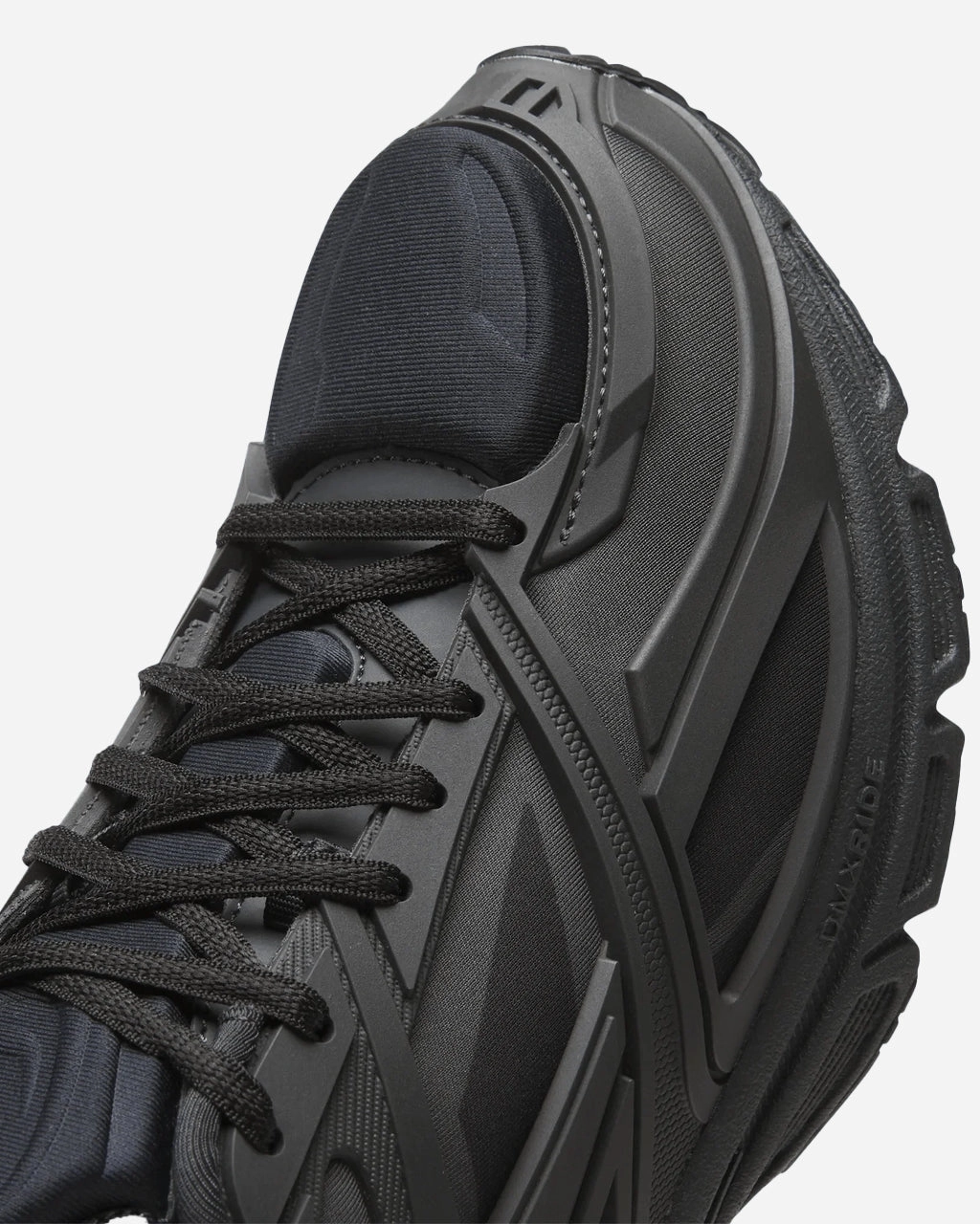 Premier Road Modern 'Core Black'