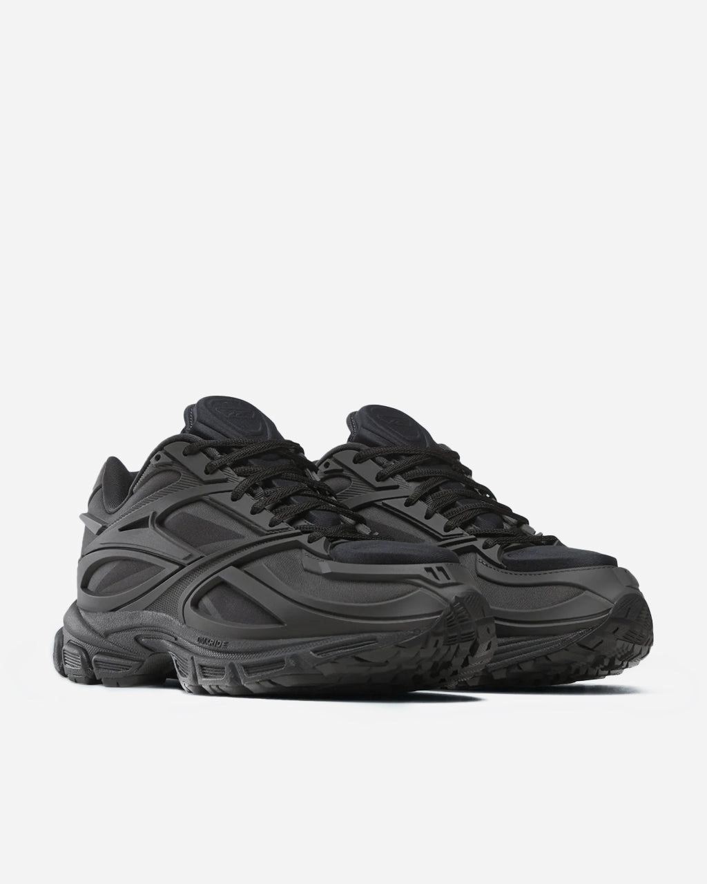 Premier Road Modern 'Core Black'