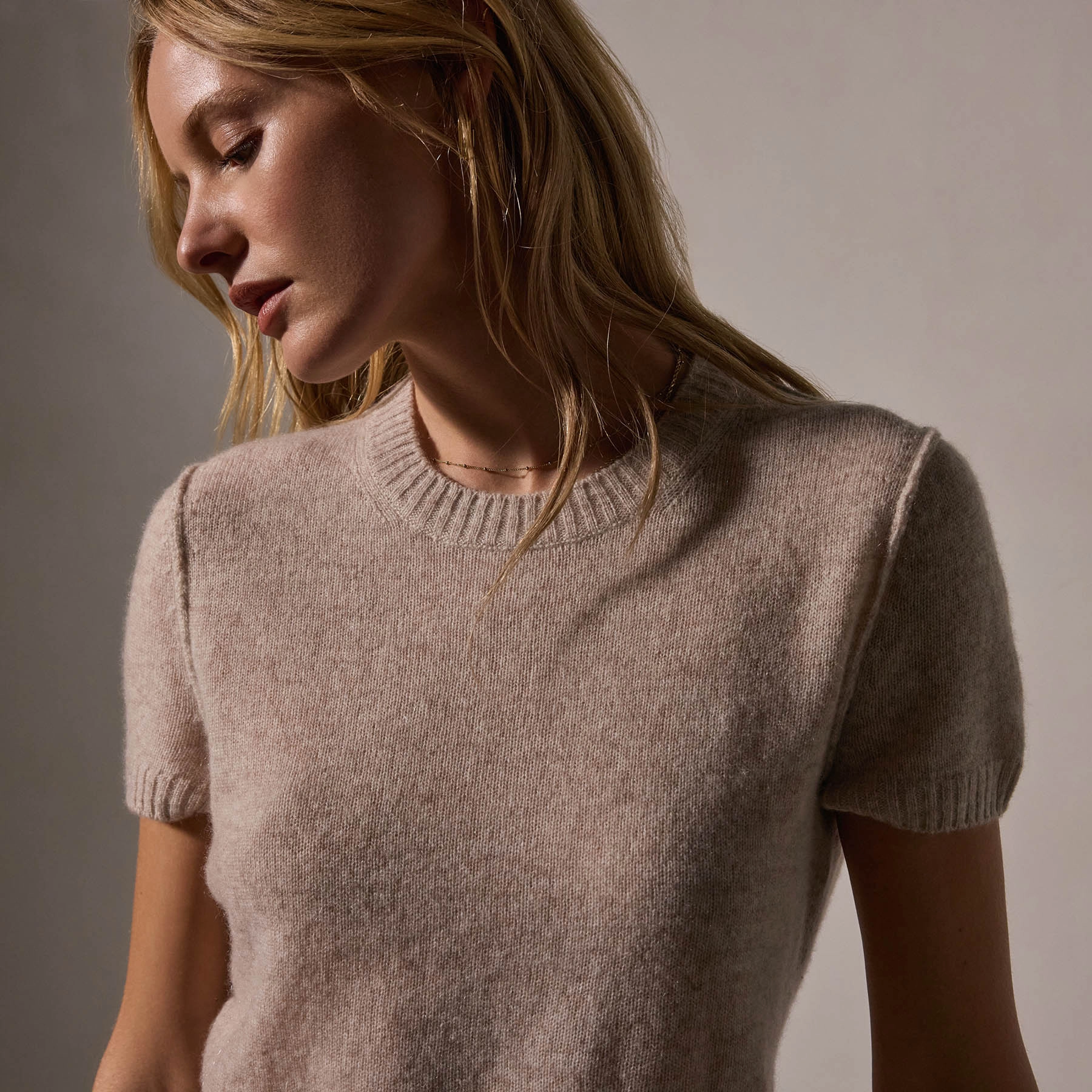 Soft Featherweight Cashmere Short Sleeve - Light Beige