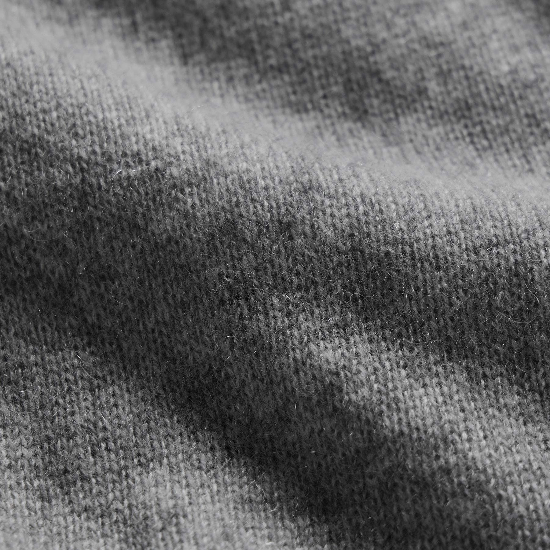 Soft Featherweight Cashmere V Neck - Mid Heather Grey
