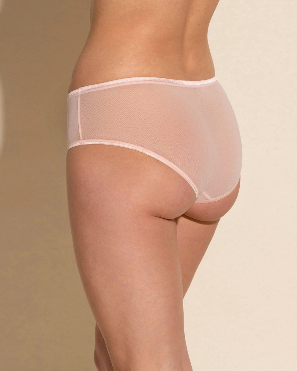 Soire Confidence Boyleg