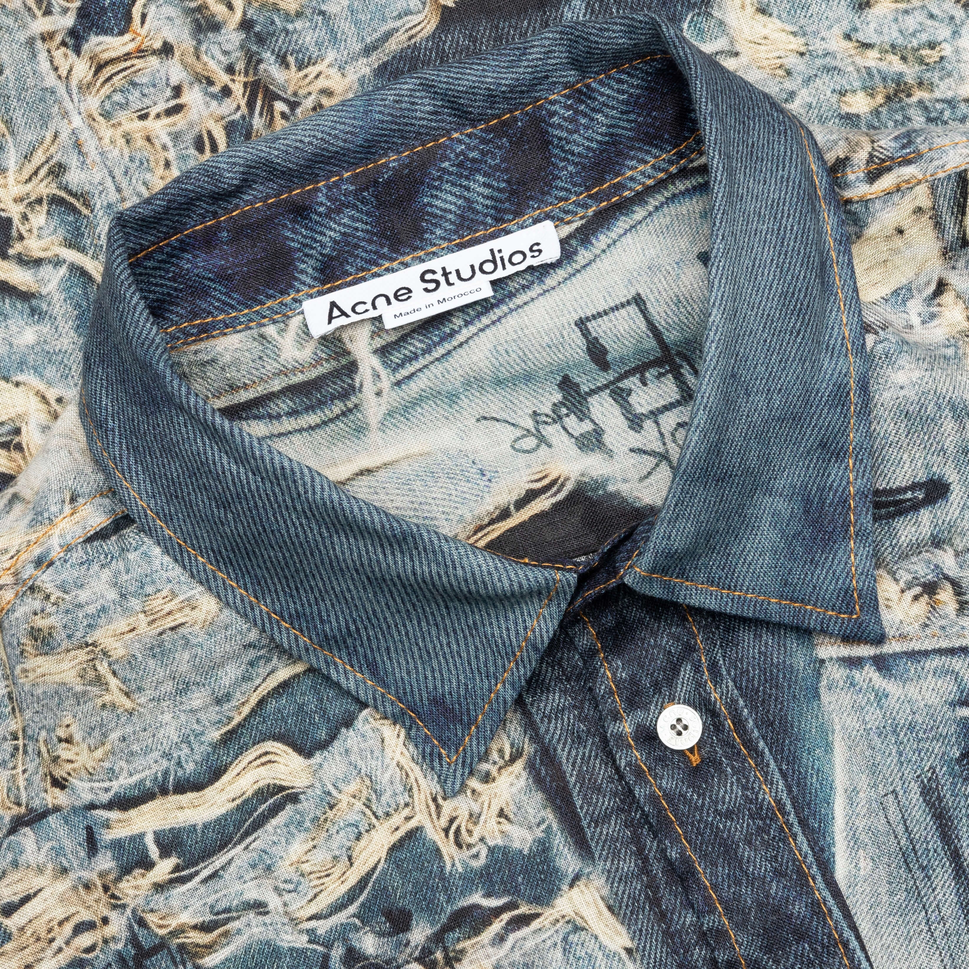 Trompe L'oeil Distressed Denim Print Button Up Fn-Mn-Shir000872 - Denim Blue